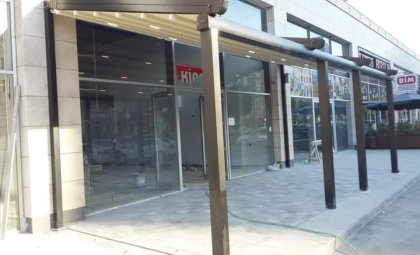 Otomotik tente kumandalı pergule